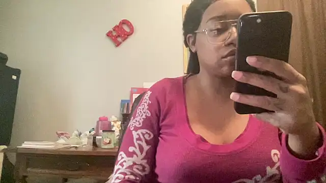 MommyConfident online show from 11/29/25, 08:20