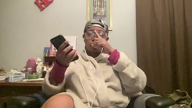 MommyConfident online show from 12/21/25, 02:24