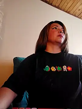 Devil Sara online show from 10/26/25, 01:00