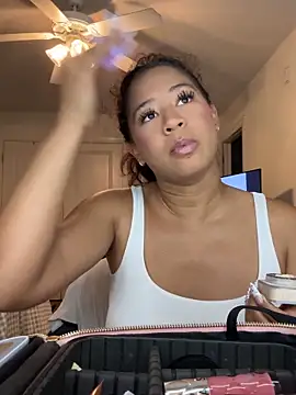 VanessaBling online show from 04/24/26, 02:57
