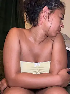 VanessaBling online show from 04/11/26, 03:25