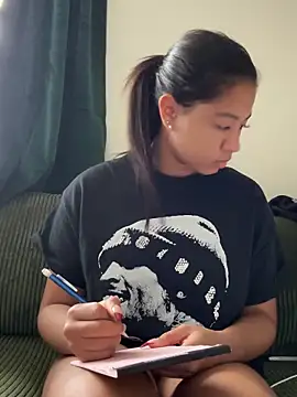 Snapshot of VanessaBling chatting on 12/03/25, 03:44 VanessaBling online show from 12/03/25, 03:44