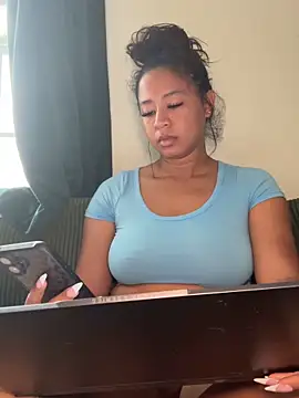 Snapshot of VanessaBling chatting on 02/20/26, 03:36 VanessaBling online show from 02/20/26, 03:36