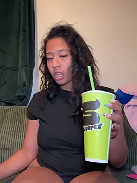 VanessaBling online show from 03/26/26, 01:04