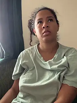 VanessaBling online show from 04/10/26, 03:19