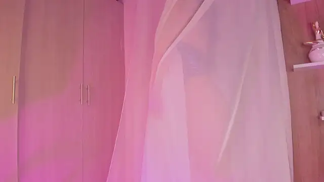 BrendaBrooks online show from 11/07/25, 04:22