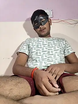 Dusky Aarav online show from 12/14/25, 01:01