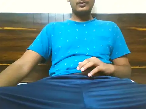 Dusky Aarav online show from 10/16/25, 10:07