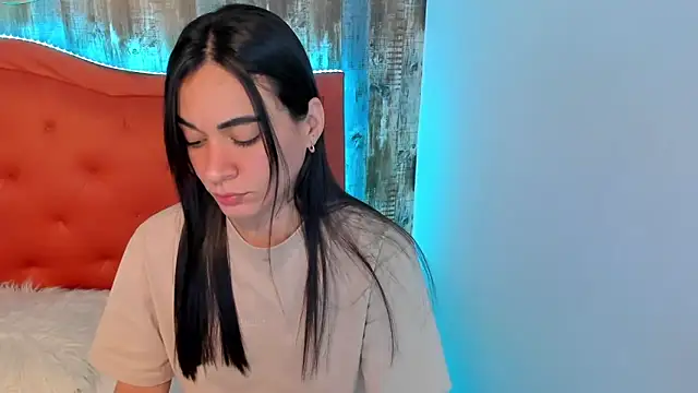 Snapshot of Emma_Sophia2 chatting on 02/26/25, 08:17 Emma Sophia2 online show from 02/26/25, 08:17