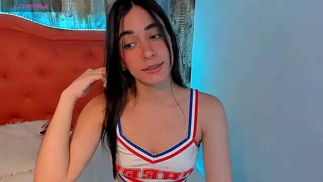 Snapshot of Emma_Sophia2 chatting on 02/27/25, 11:06 Emma Sophia2 online show from 02/27/25, 11:06