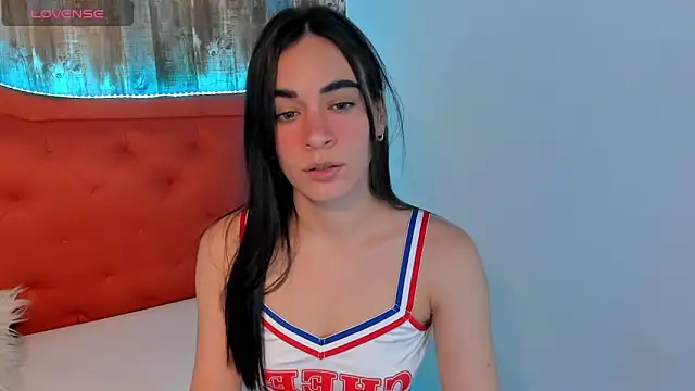 Snapshot of Emma_Sophia2 chatting on 02/27/25, 04:57 Emma Sophia2 online show from 02/27/25, 04:57