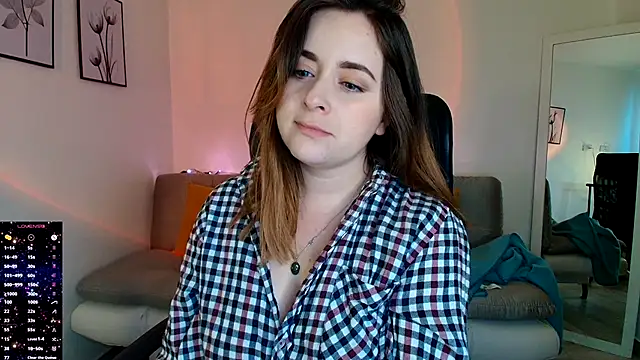 Snapshot of miss_seline chatting on 11/12/25, 08:45 miss seline online show from 11/12/25, 08:45