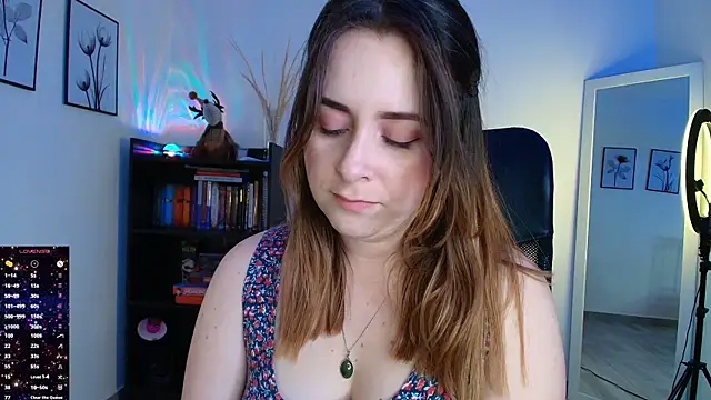 Snapshot of miss_seline chatting on 11/28/25, 09:04 miss seline online show from 11/28/25, 09:04