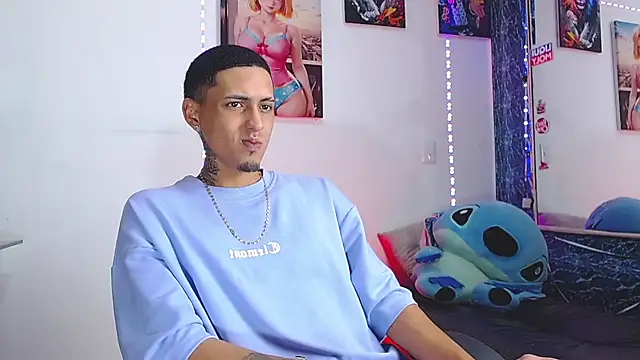 Liam lee online show from 11/02/25, 02:44