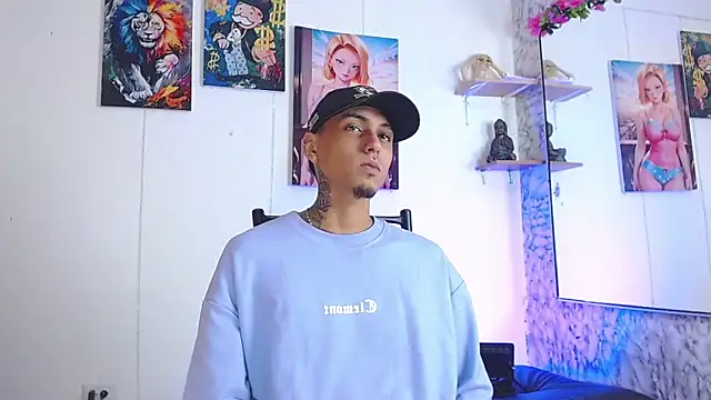 Liam lee online show from 10/03/25, 01:56