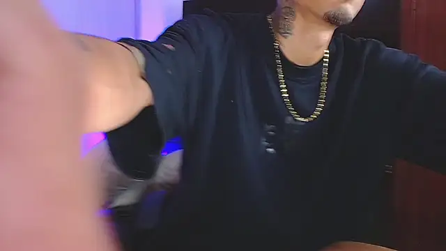 Liam lee online show from 12/02/25, 03:47