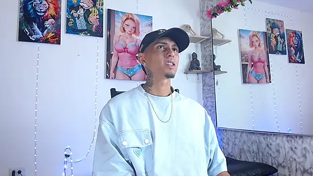 Liam lee online show from 09/13/25, 03:23