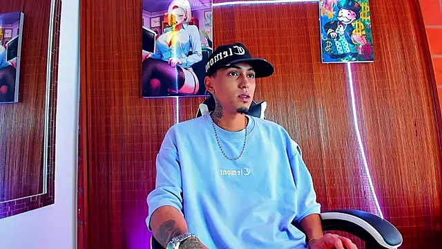 Liam lee online show from 02/23/26, 05:57