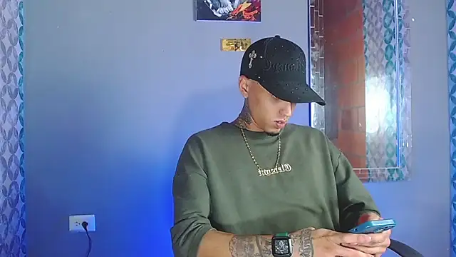 Snapshot of Liam_lee chatting on 05/22/26, 11:36 Liam lee online show from 05/22/26, 11:36