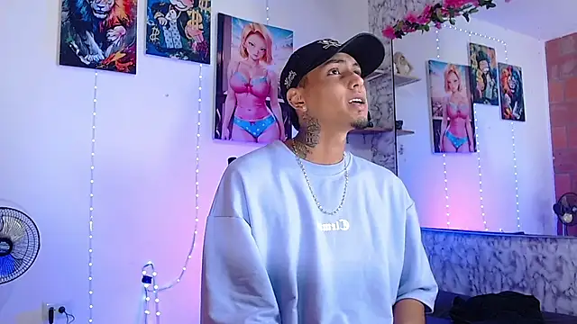 Liam lee online show from 10/22/25, 02:05