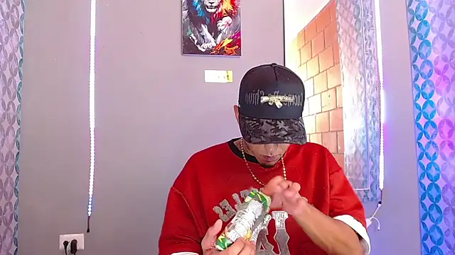 Liam lee online show from 04/16/26, 09:39