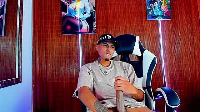 Liam lee online show from 02/17/26, 03:20