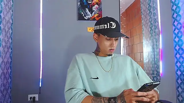 Snapshot of Liam_lee chatting on 05/01/26, 09:09 Liam lee online show from 05/01/26, 09:09