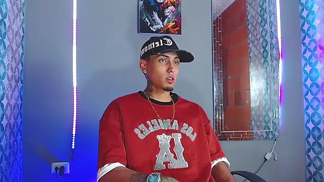 Liam lee online show from 04/12/26, 12:03