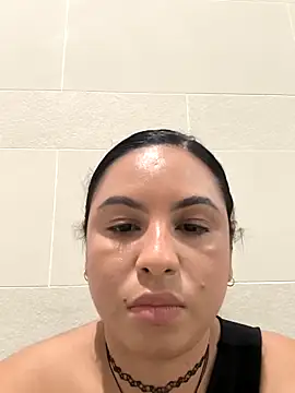 Francesca ferrari online show from 10/24/25, 06:40