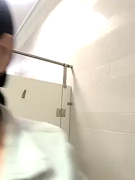 Francesca ferrari online show from 10/01/25, 07:40