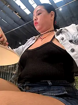 Francesca ferrari online show from 09/23/25, 08:27