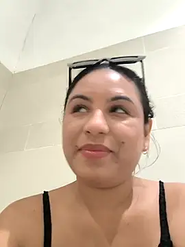 Francesca ferrari online show from 03/15/25, 08:10