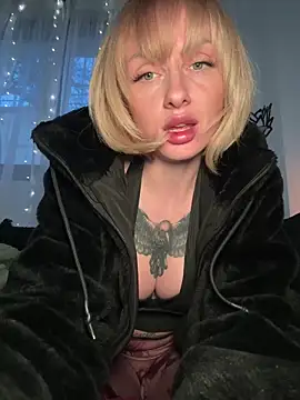 haileyhope  online show from 03/31/26, 04:20