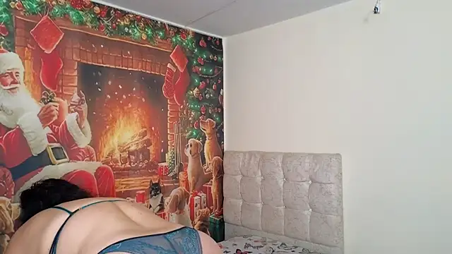 gisellcarter online show from 12/18/25, 02:43