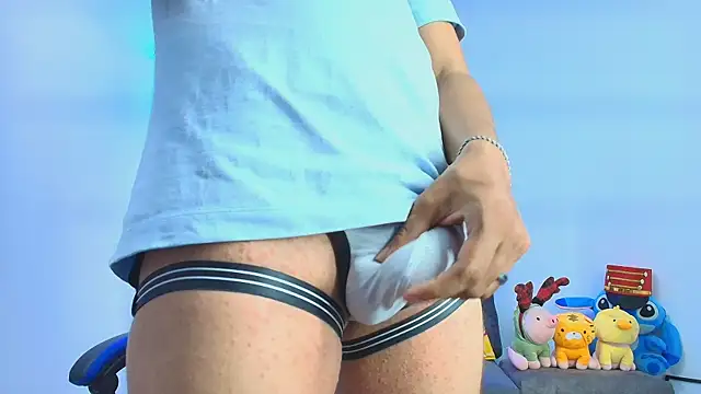 TylerWhite  online show from 11/26/25, 03:39