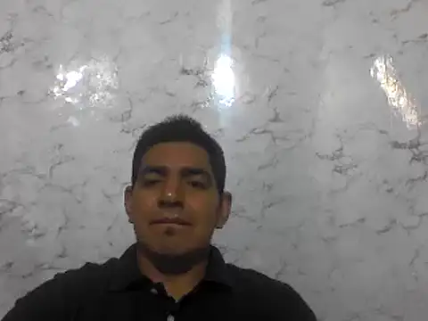 Snapshot of latino17 chatting on 01/13/25, 05:44 latino17 online show from 01/13/25, 05:44