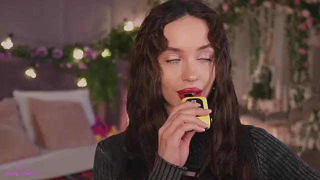 Meow Nancy online show from 01/24/25, 06:24