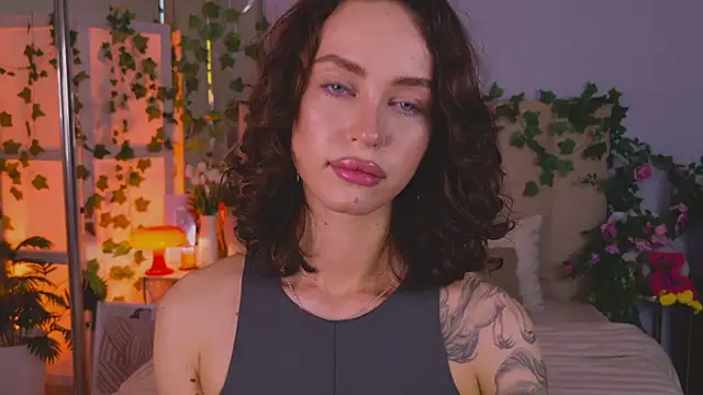 Snapshot of Meow_Nancy chatting on 07/15/26, 05:14 Meow Nancy online show from 07/15/26, 05:14