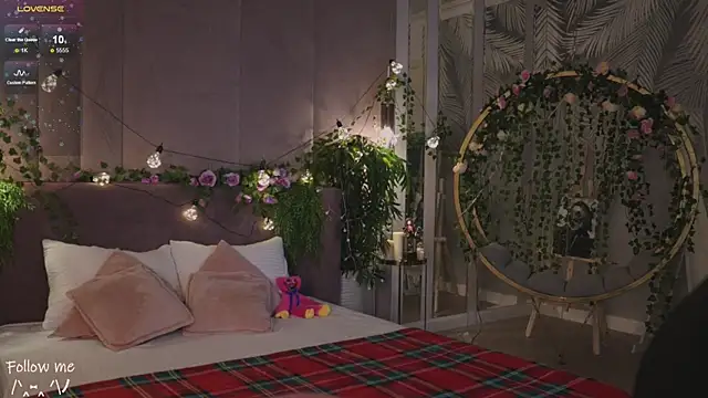 Meow Nancy online show from 02/18/25, 05:20