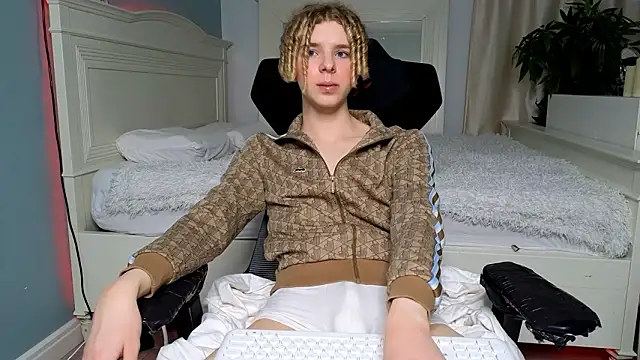 Kudi Minnt online show from 03/04/26, 11:12