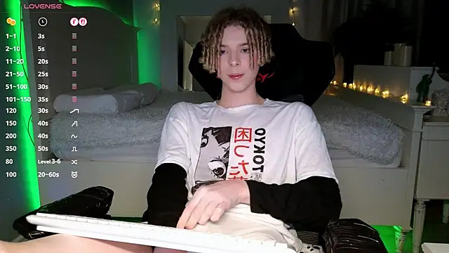 Kudi Minnt online show from 04/14/26, 08:36