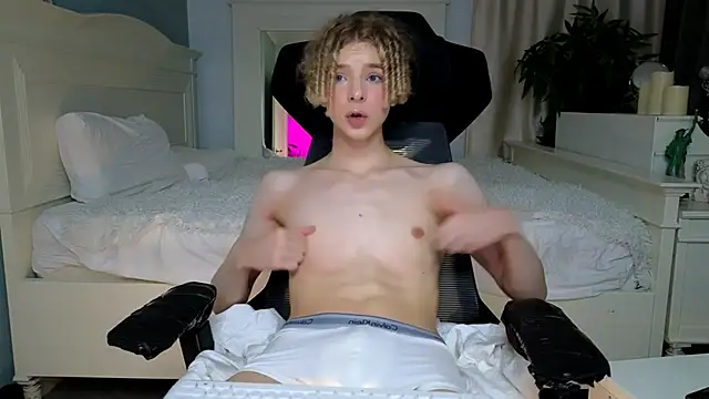 Kudi Minnt online show from 03/08/26, 02:04