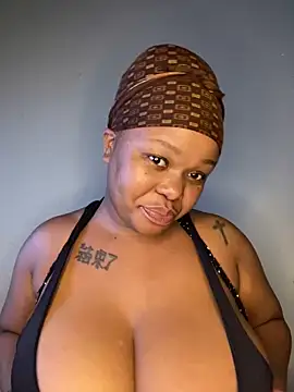 Snapshot of Mandy-101 chatting on 03/01/25, 04:44 Mandy-101 online show from 03/01/25, 04:44