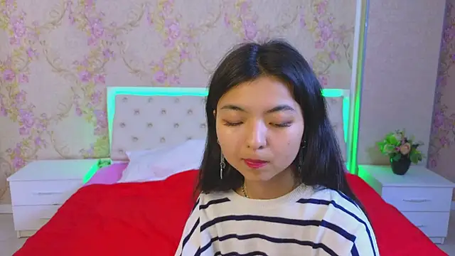 Shy Kira online show from 01/27/25, 03:39