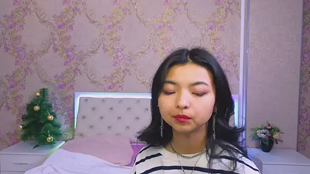 Shy Kira online show from 01/07/25, 03:33