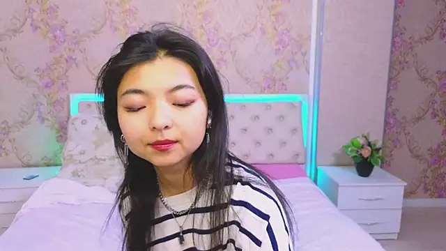 Shy Kira online show from 01/20/25, 03:39