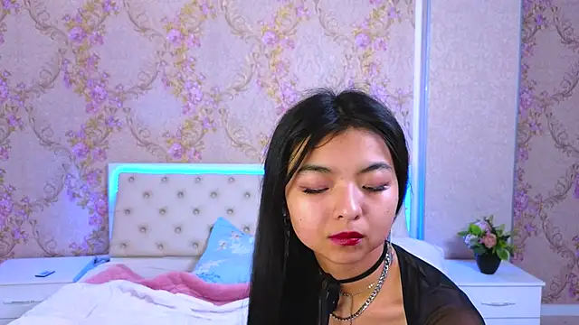 Shy Kira online show from 01/22/25, 01:11