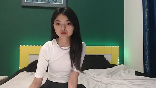 Snapshot of Shy_Kira chatting on 03/02/26, 09:27 Shy Kira online show from 03/02/26, 09:27