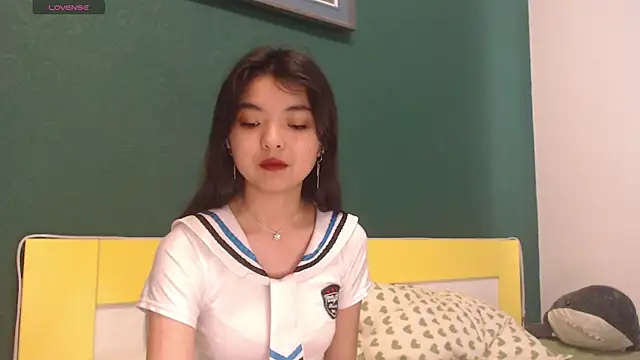Snapshot of Shy_Kira chatting on 06/25/26, 08:19 Shy Kira online show from 06/25/26, 08:19