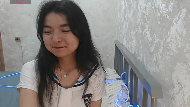 Snapshot of Shy_Kira chatting on 07/01/26, 08:58 Shy Kira online show from 07/01/26, 08:58